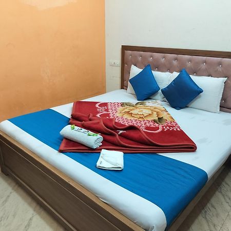 Hotel Holiday Inn Paradise Chandīgarh Buitenkant foto